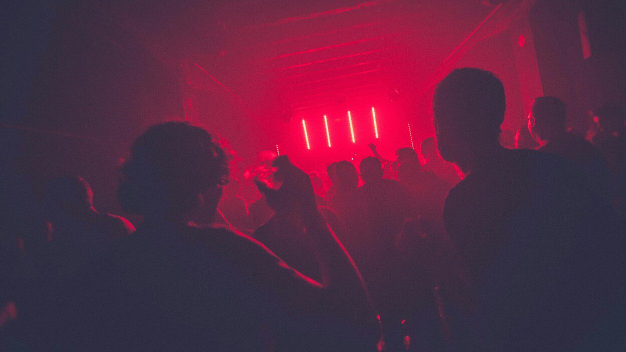 180+ Rave Captions for Festival, EDM & Neon Nights – Image 3