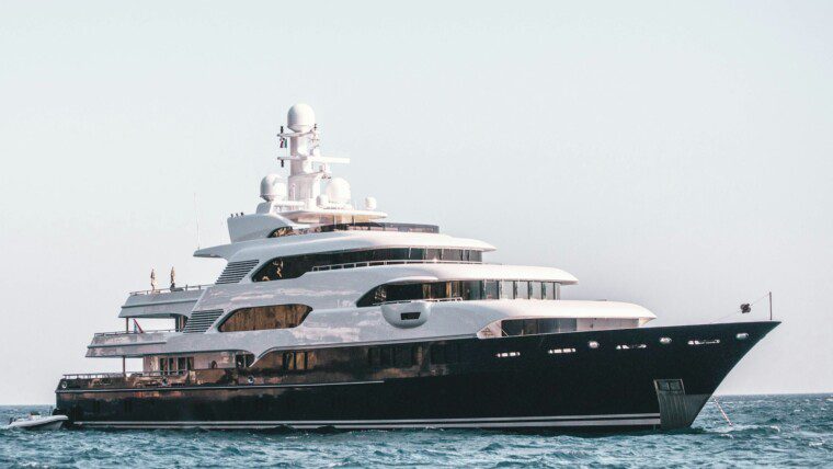 180+ Yacht Captions for Luxury, Ocean & Sailing Vibes – Image 7