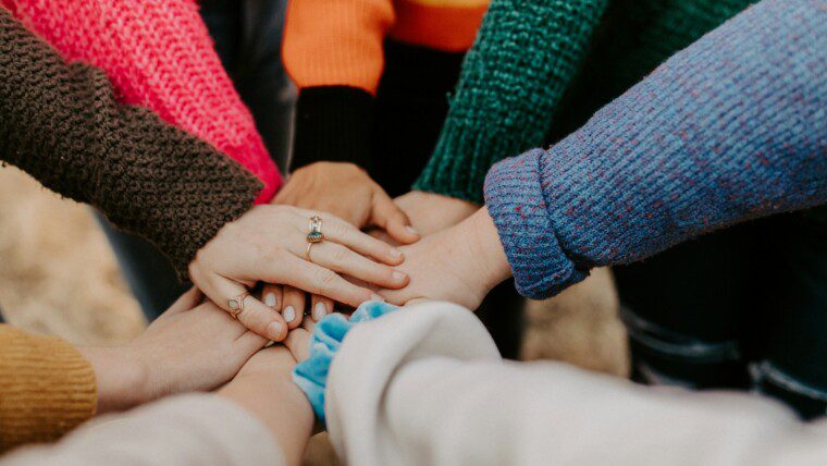 175+ Teamwork Captions for Collaboration, Success & Motivation – Image 31