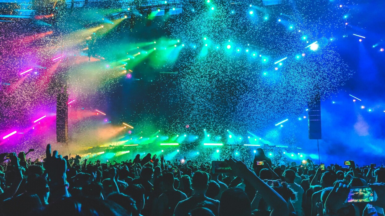 160+ Party Captions for Wild Nights & Fun Vibes – Image 3